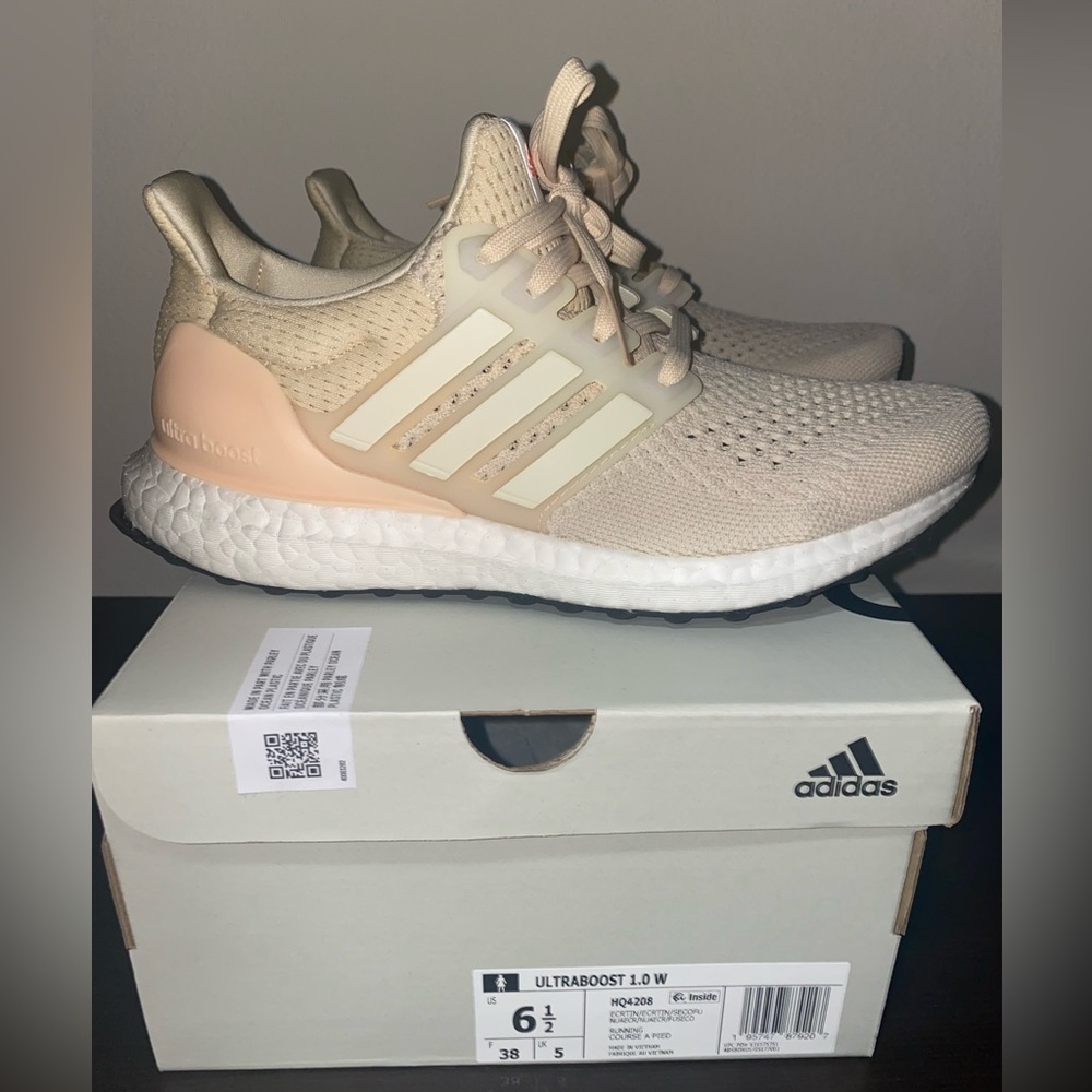 WOMEN'S ADIDAS ULTRABOOST 1.0 RUNNING SHOES
